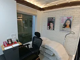Ageless Clinic Lokhandwala